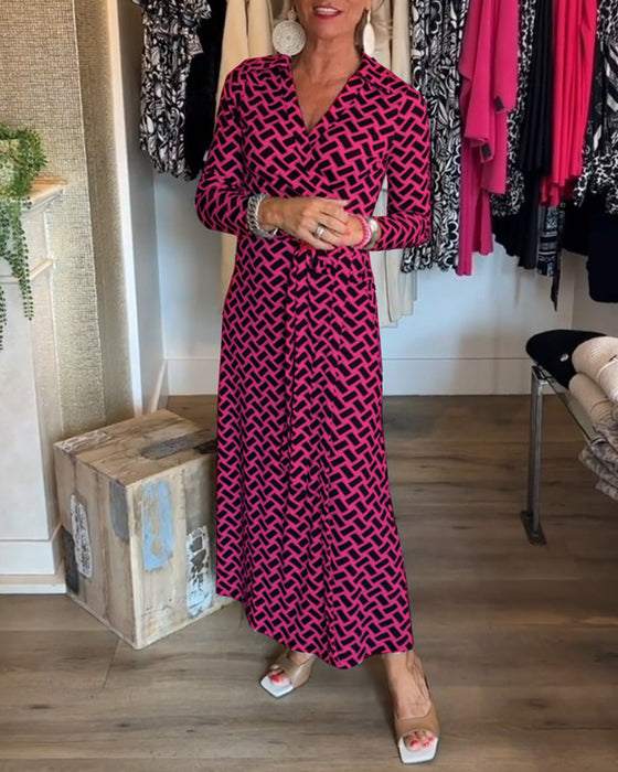 Kjoler med slankefunksjoner og trykk