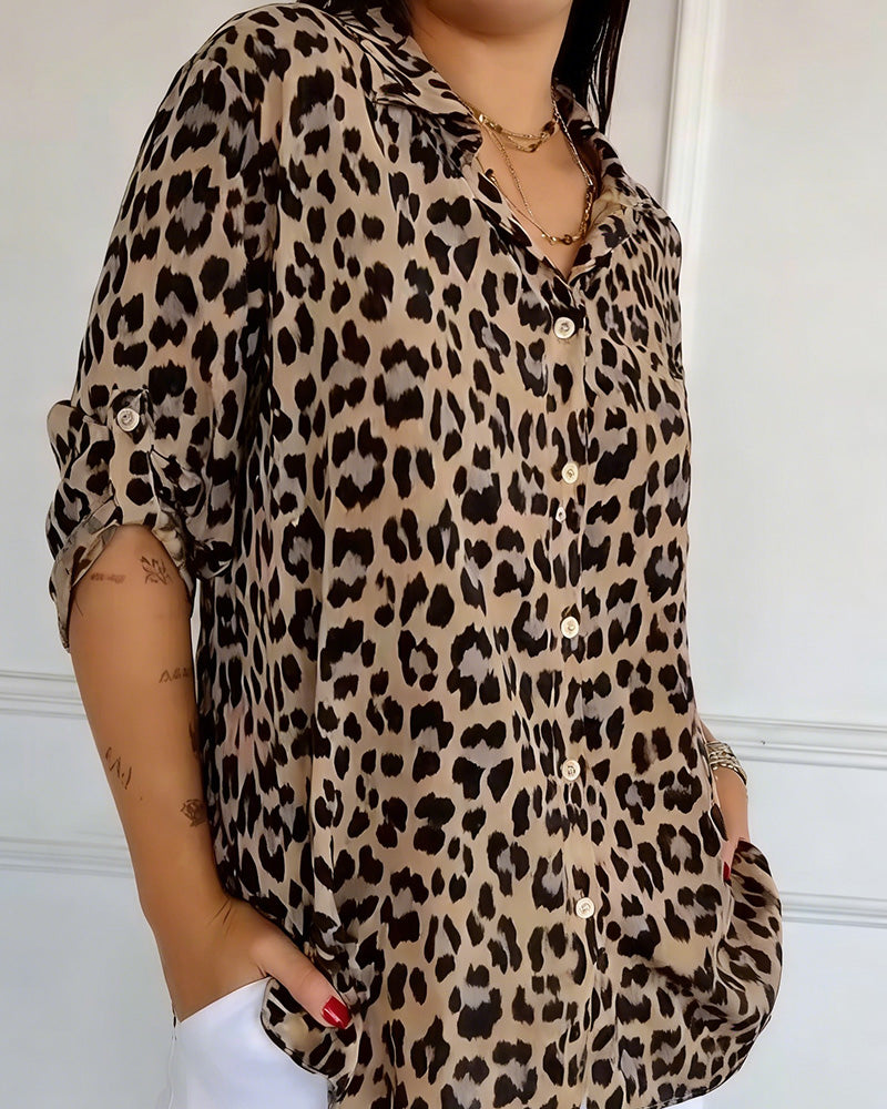 Bluser Leopardmönstrade Mode