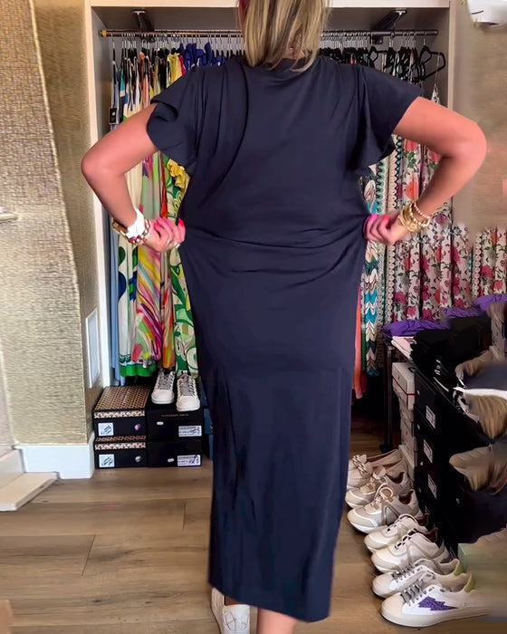 Uformell kjole med volangermer med bokstavtrykk