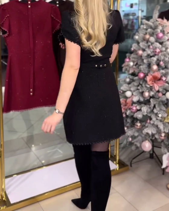 Tungt dekorert perlebrodert slank kjole