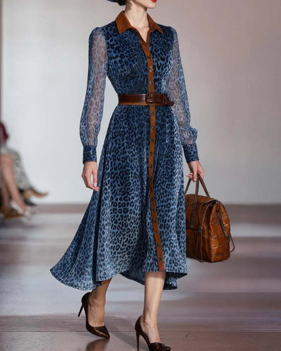 Moderne Kjole Med Leopardprint Og Lappverk