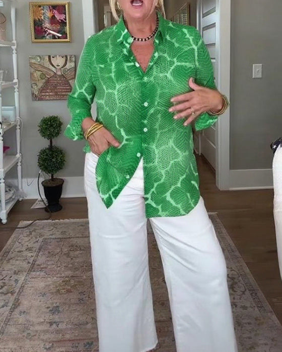 Blus Med Knappet Og Strukturert Egenskaper