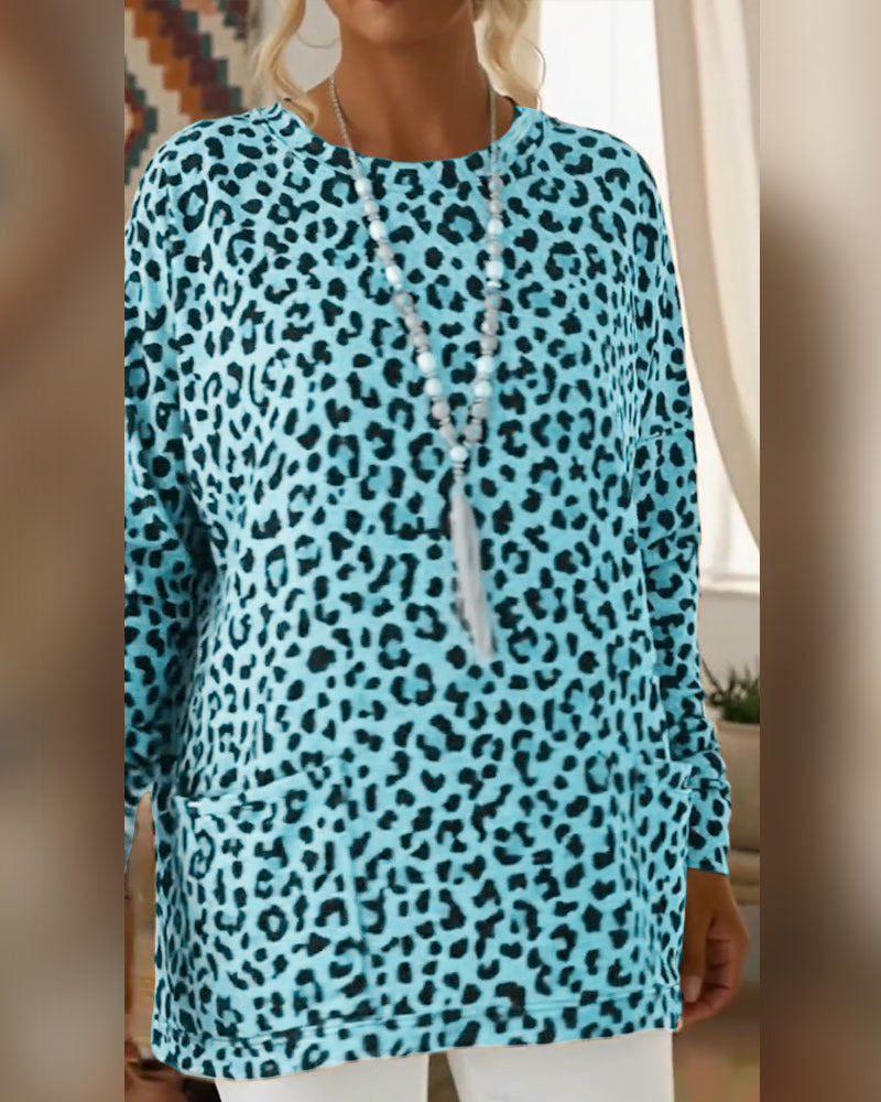 Topp Med Leopardprint Og Rund Hals