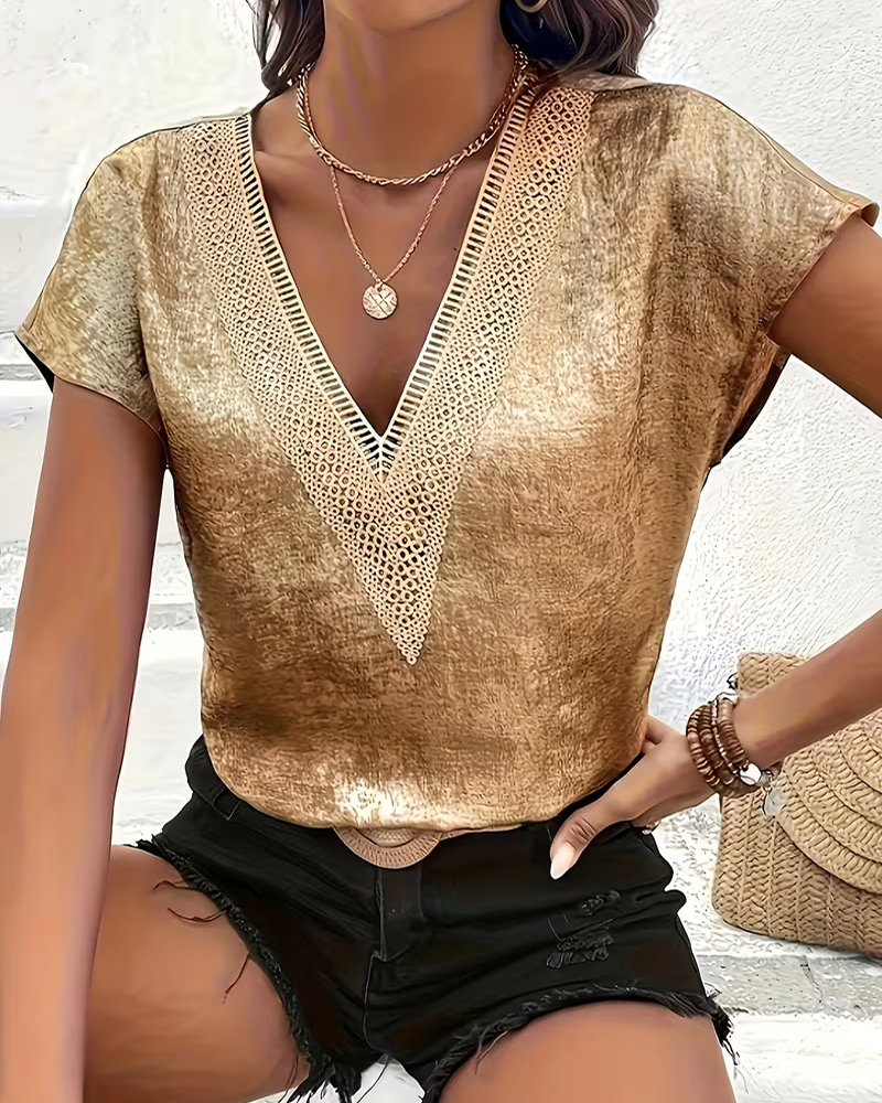 Bluse Hul Ut V-Hals Flagermusarme