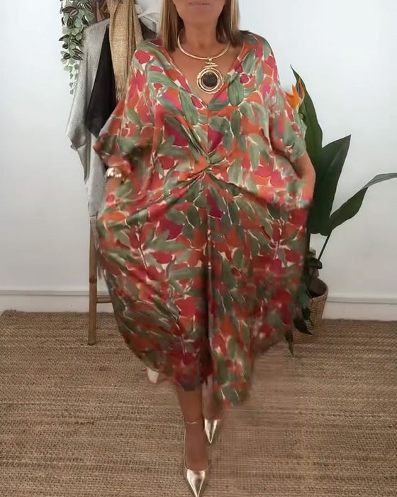 Kjole Med V-Hals Og Vridd Trykkdesign