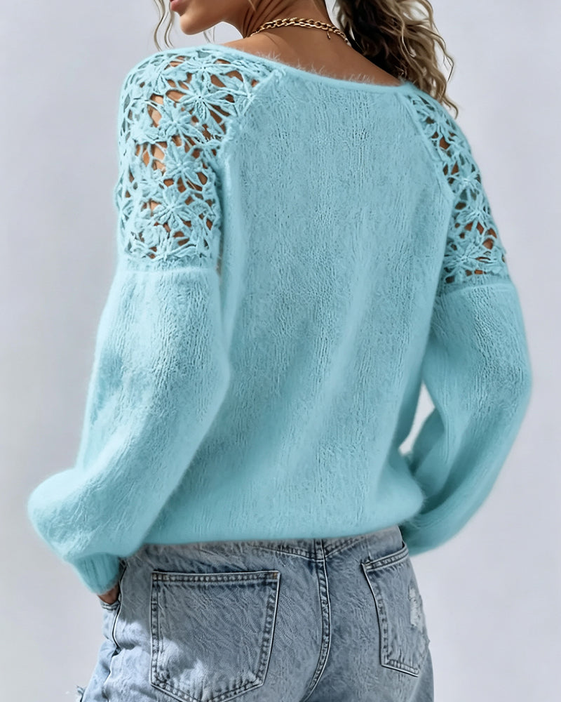 Pullover Med Utklipp Blonde Detalj Og Patchwork