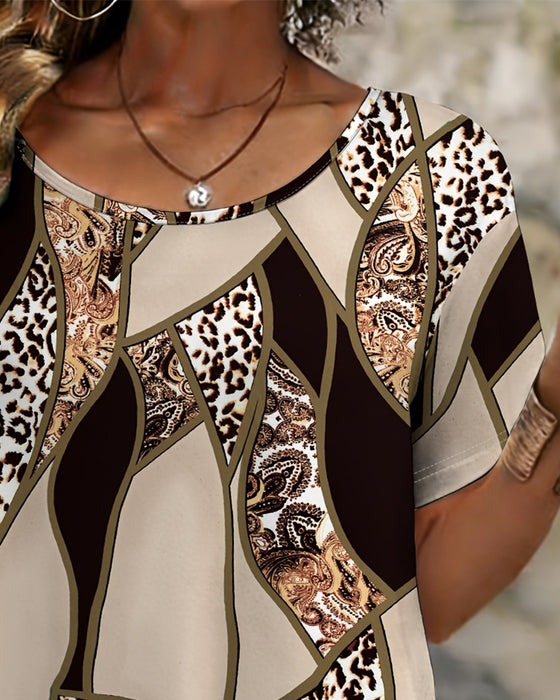 T-Shirt Uregelmessig Geometrisk Leopard Trykk