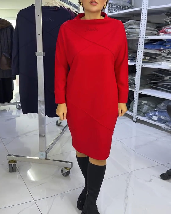 Stilfull Kjole Med Halvhøy Krage