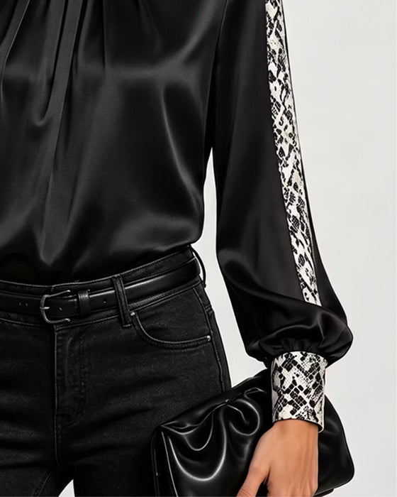 Bluse Rund Hals Slange Mønster Rynket