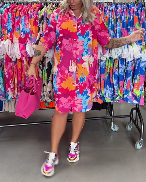 Fargerik midikjole i jakkeslag med blomstertrykk