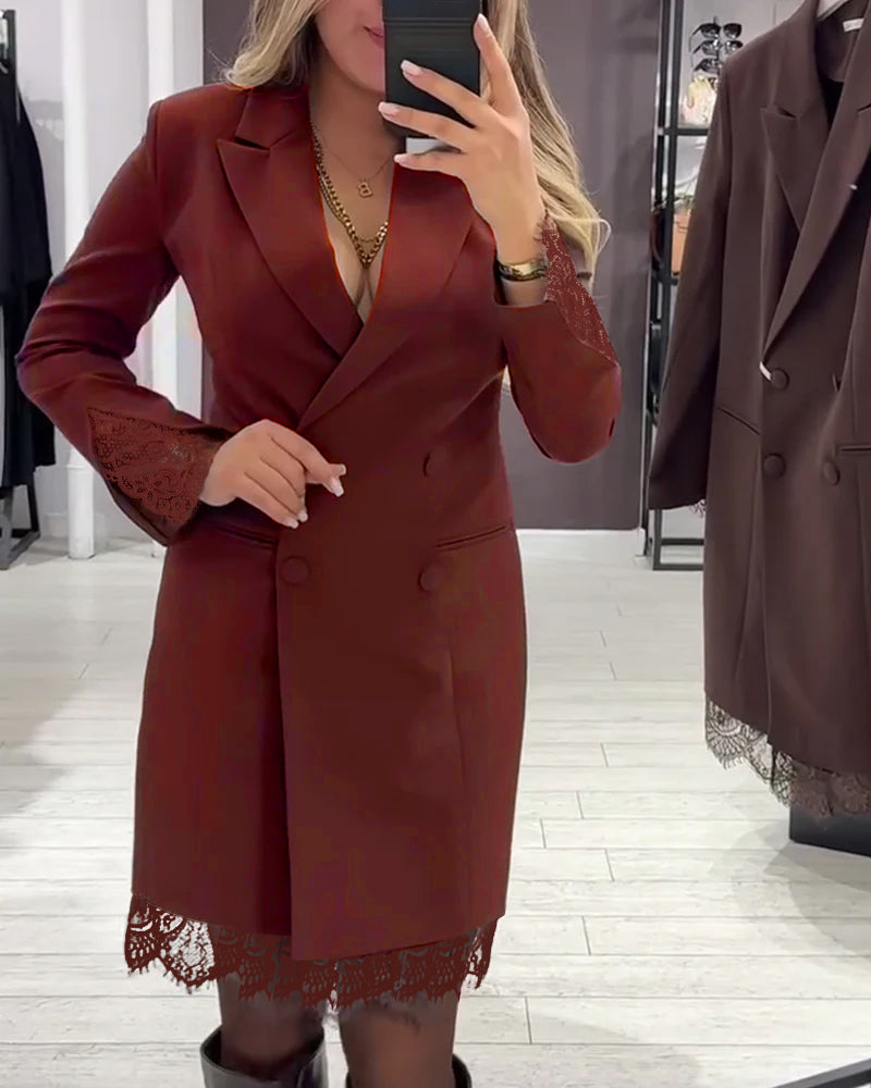 Kjole Med V-Hals Og Innslag For Arbeid