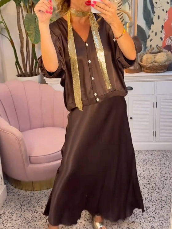 Uformelt V-hals skjørtsett i ensfarget knapp