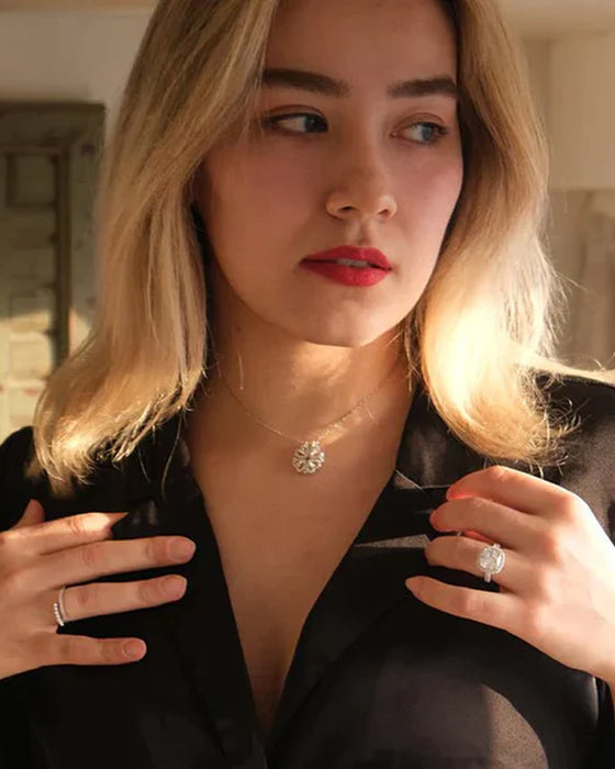 Lykkelig Hjertehalskjede