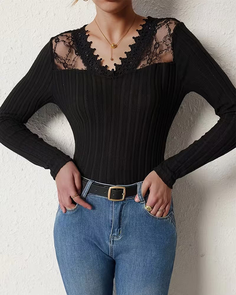 Elegant blondet T-skjorte ensfarget slim fit v-hals