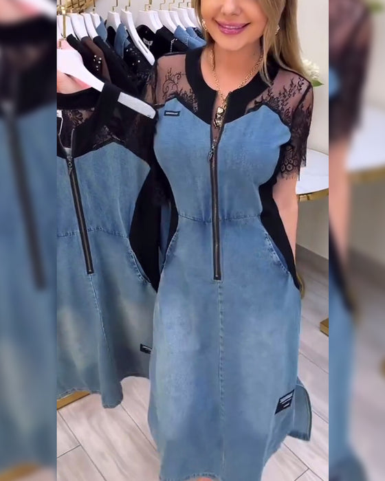 Kjole Med Blonderte Ermer Og Motedesign