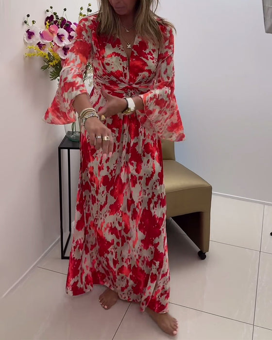 Fasjonabel strikket kjole med trykk med dyp v og klokkeerm