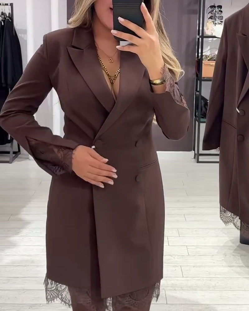 Kjole Med V-Hals Og Innslag For Arbeid