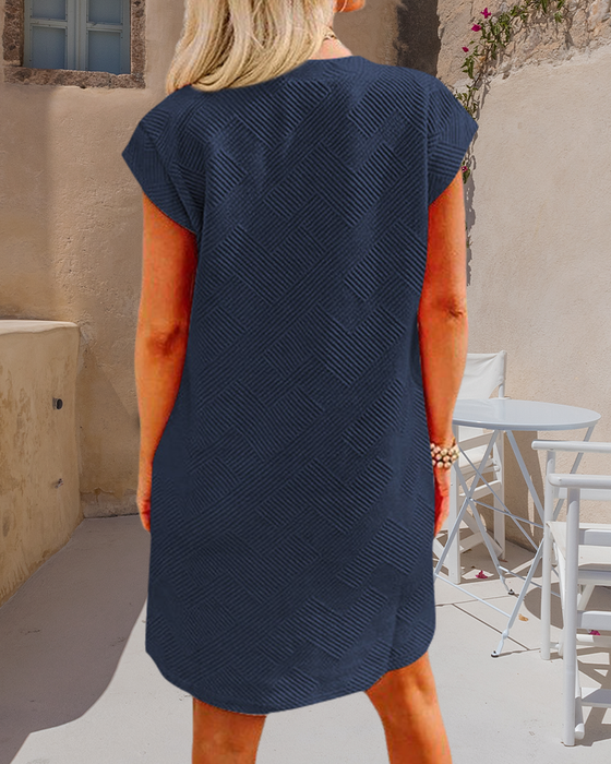 Kortermet kjole med rund hals