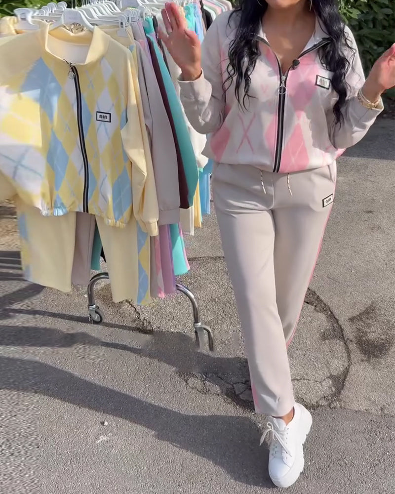 Todelt Sett Rutete Glidelåstopp Og Bukse