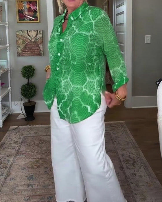 Blus Med Knappet Og Strukturert Egenskaper