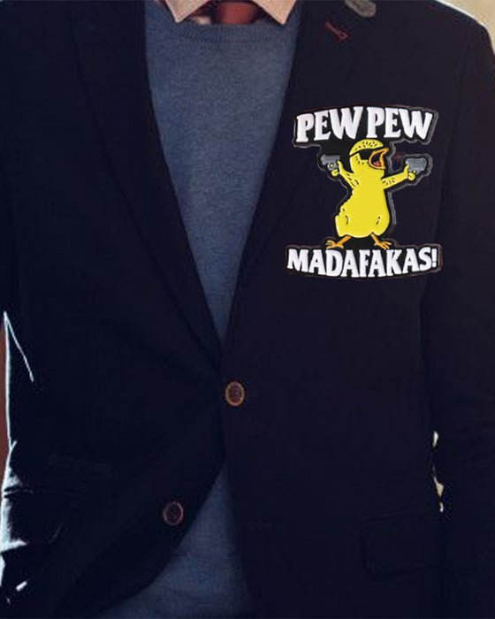 Brosje Med Bokstav & Tegneserie And Design