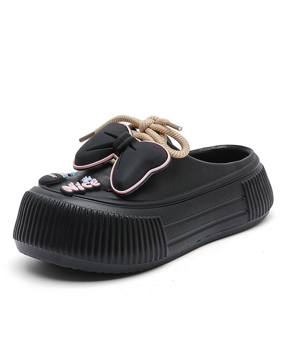 🌴 Dame Pustende Tøfler med Blomsterdekorasjon