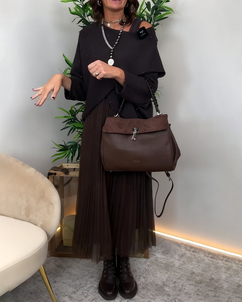 Set Med Elegant Stil, Asymmetrisk Genser Og Spetsrok