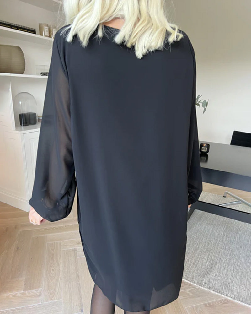Kjole Med Fletter Og Rund Hals
