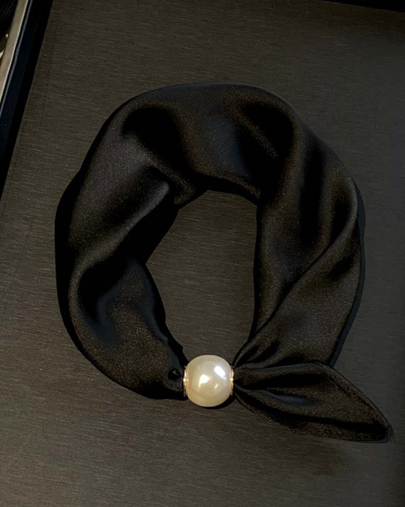 Enkel Glamour: Perlehalsbåndskjerf 🧣