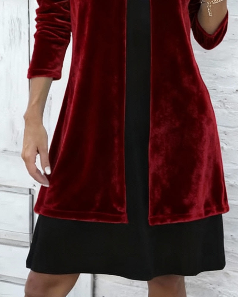 Fløyelskjole I Falsk Todelt Stil