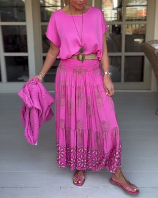 Ensfarget løs T-skjorte med rund hals