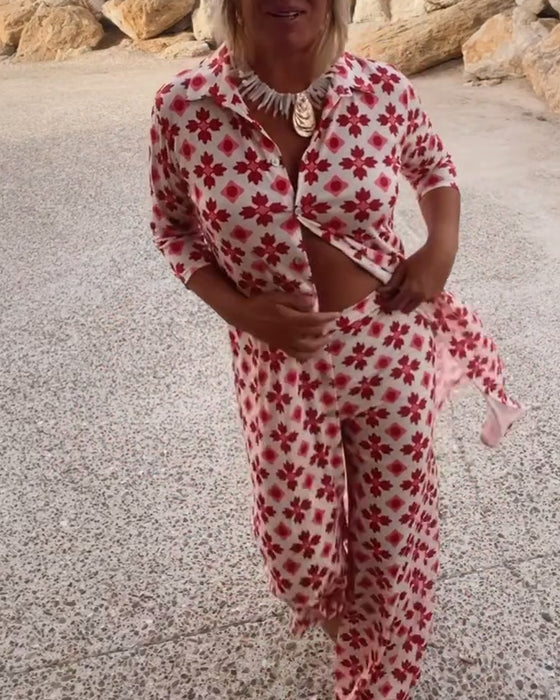 Fasjonabelt todelt sett med trykk