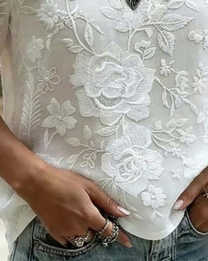 Bluse Rundhalset Brodert Blonder Patchwork