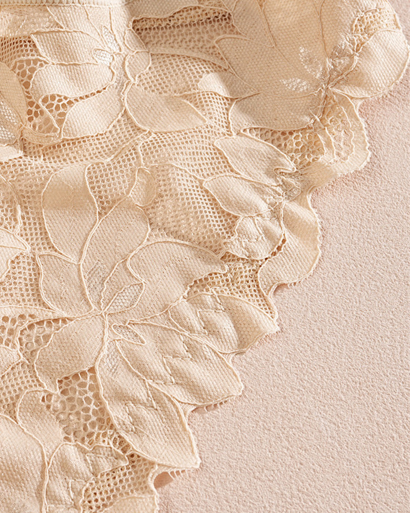 Blonde Halvgjennomsiktige Dame Truser