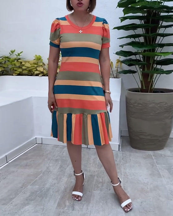 Kjole avslappet kortermet stripete