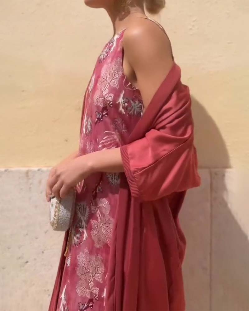 Sett Ermeløs Maxi Kjole + Matchende Cardigan