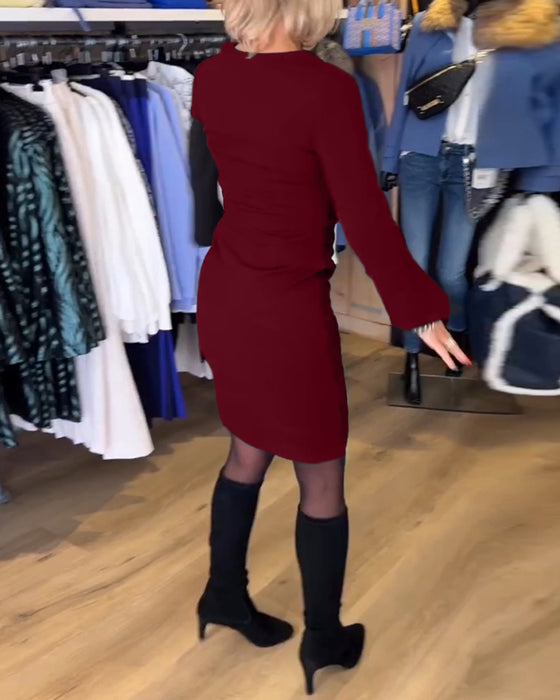 Kjole med V-nakke og blusshylse