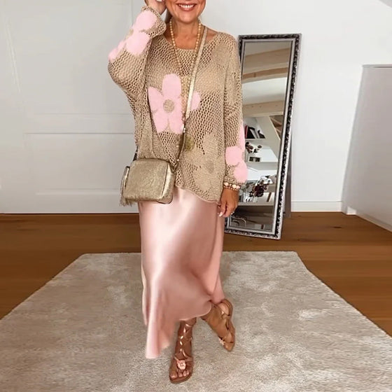 Uformell blomstret genser med lange ermer med rund hals og hul