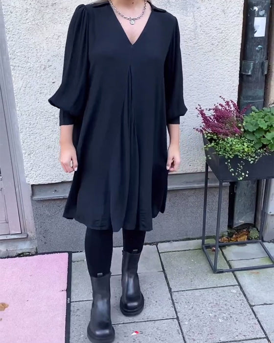 Kjole V-Hals Moteriktig Lanterneerm