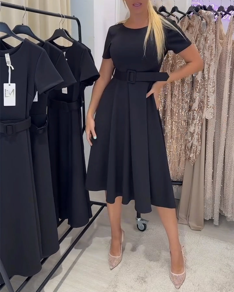 Kjole Rund Halsringning Kortermet Midjesøm A-linje