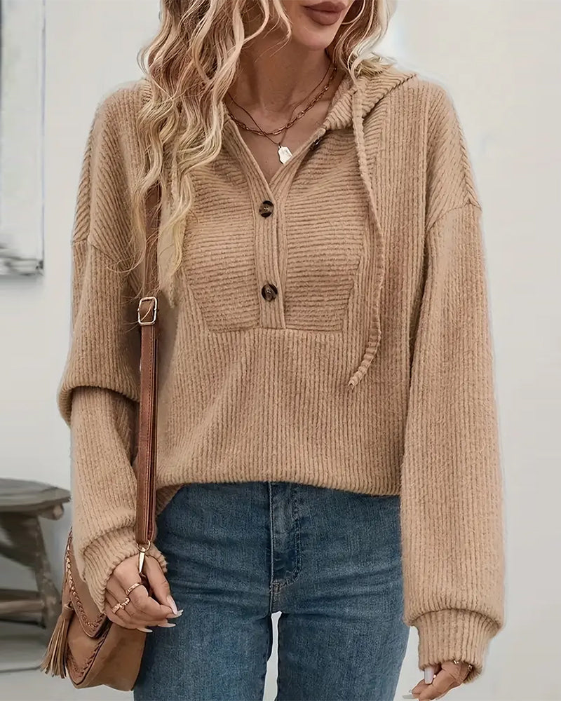 Knappet Ribbet Og Børstet Hettegenser