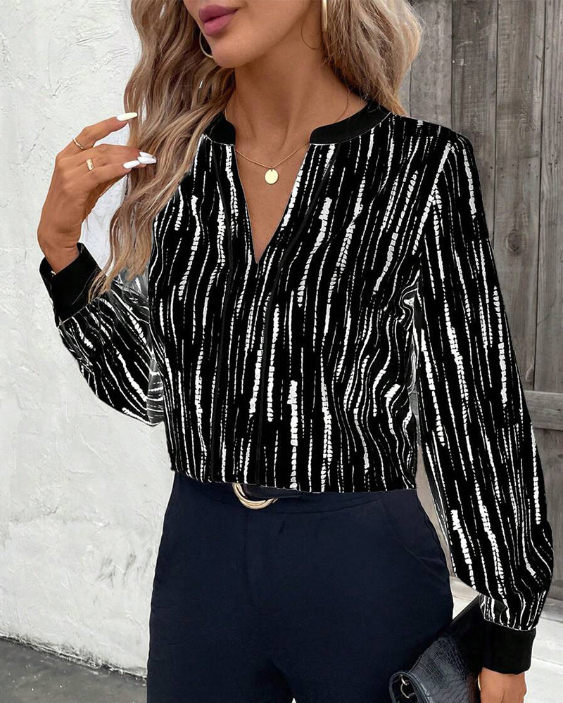 Motebluse Med Geometrisk Trykk