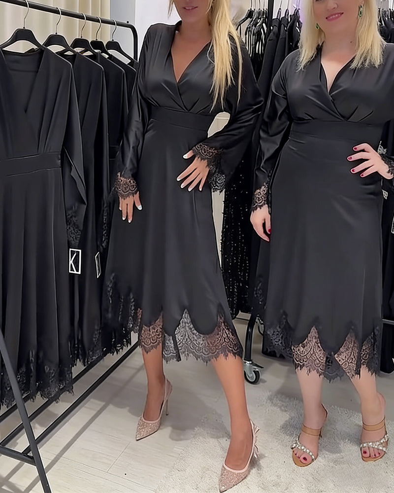 Sexy V-Halset Lappverkskjole