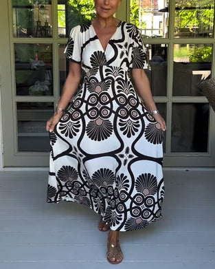 Kortermet kjole med vintage print