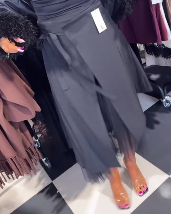 Skjørt Temperamentfull Og Moteriktig