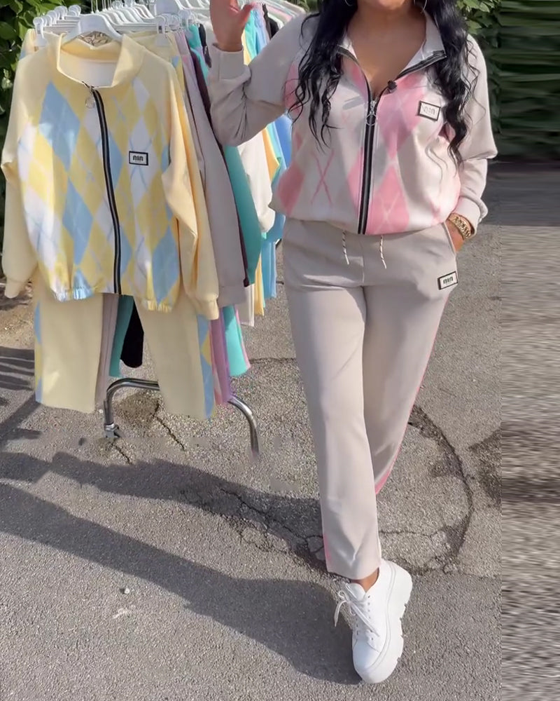 Todelt Sett Rutete Glidelåstopp Og Bukse