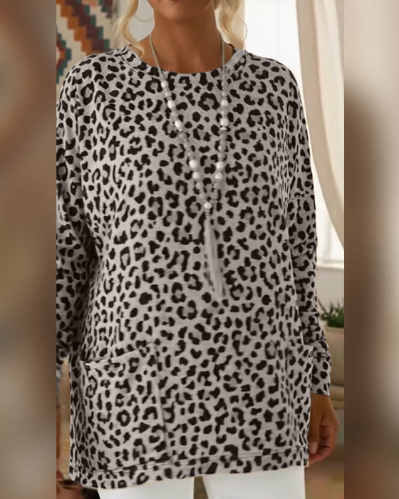 Topp Med Leopardprint Og Rund Hals