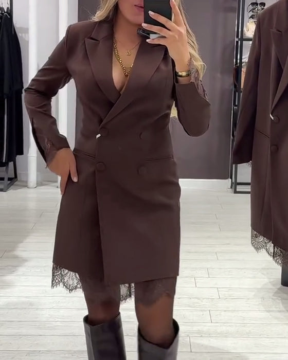 Kjole Med V-Hals Og Innslag For Arbeid