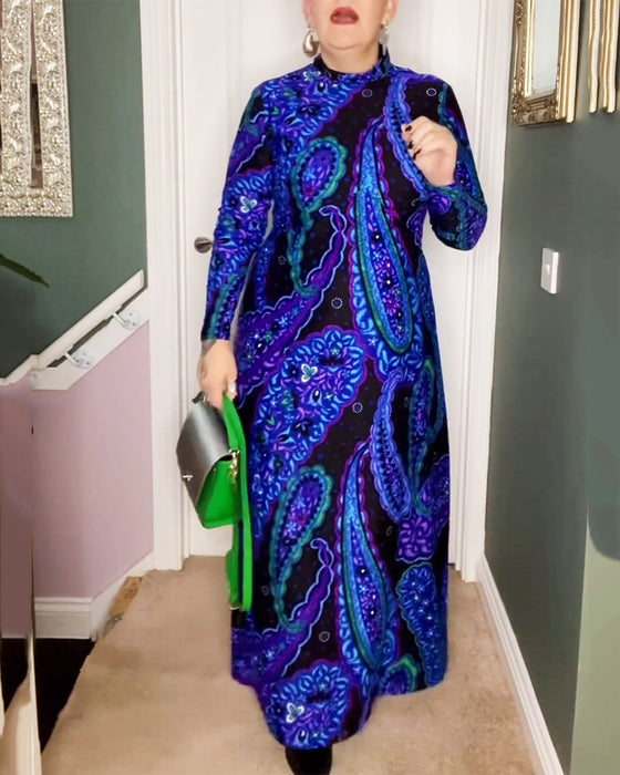 Elegant kjole med paisley-trykk