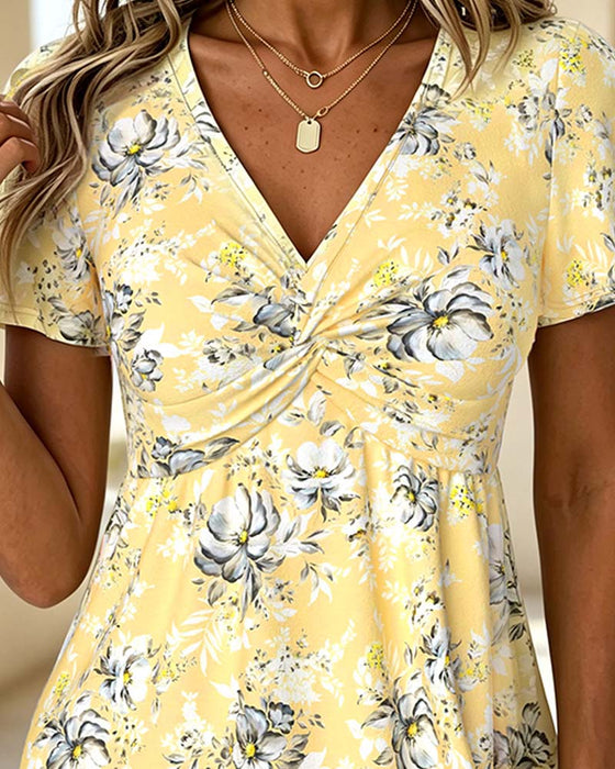 T-Shirt V-Hals Twist Blomstrende Kort Erme